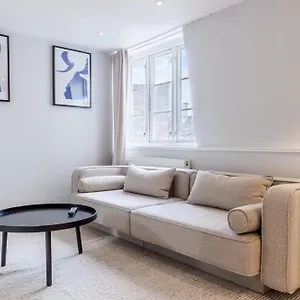 Penthouse W/rooftop Terrace In Latin Quarter Apartment