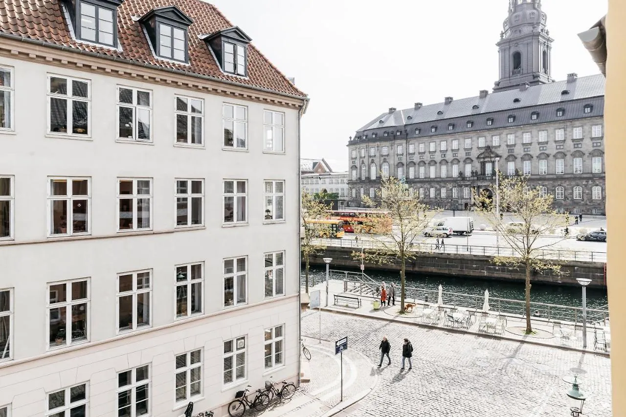 קופנהגן Large Apartment With Canal View In Central Cph City