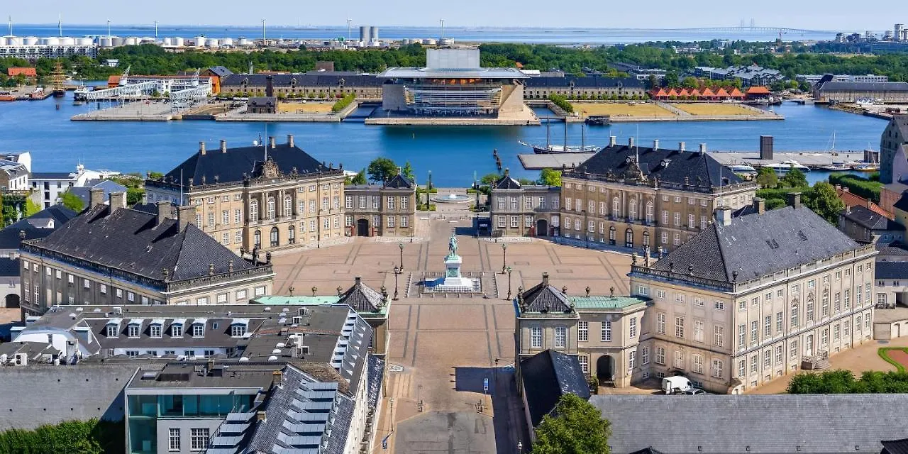 Large Apartment With Canal View In Central Cph City Copenhague 0*,  Dinamarca